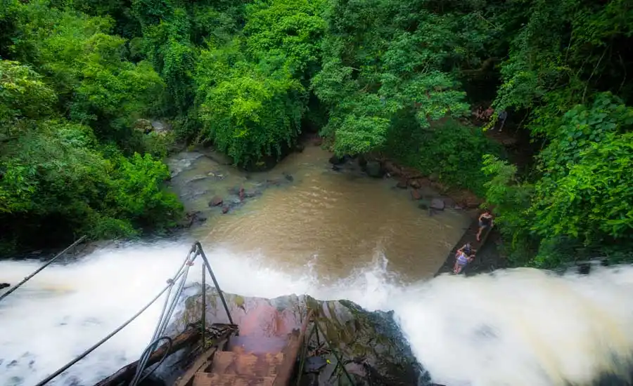 Traslado a los Saltos del Turista (ida y vuelta)