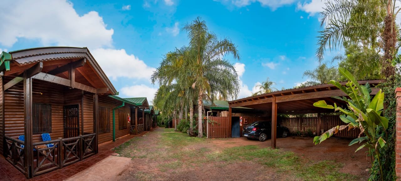 Vista de la piscina desde la cabaña